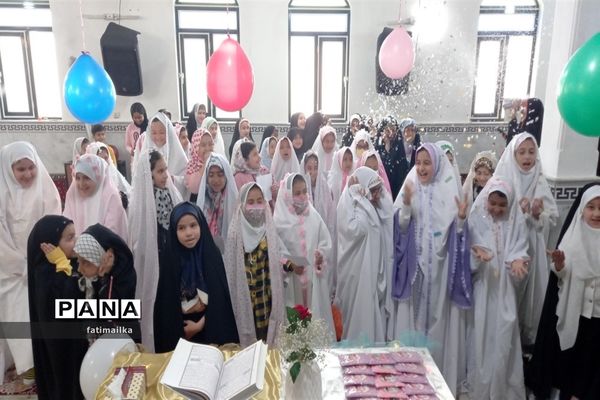 برگزاری جشن تکریم روزه اولی‌ها در شهرستان فیروزکوه