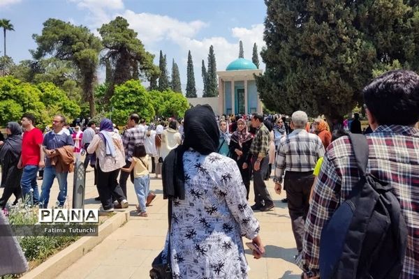 بزرگداشت شیخ مصلح الدین سعدی شیرازی در اولین روز اردیبهشت ماه