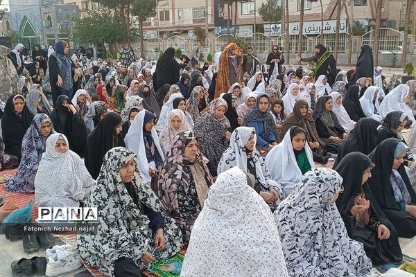 برگزاری نماز عید فطر در شهرستان قرچک