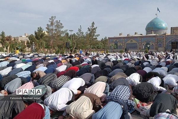 برگزاری نماز عید فطر در شهرستان قرچک