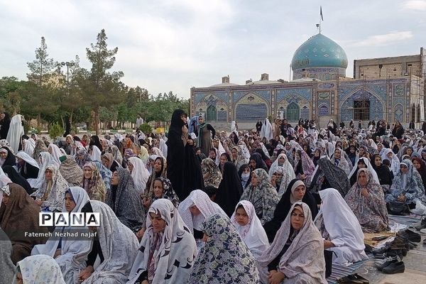 برگزاری نماز عید فطر در شهرستان قرچک