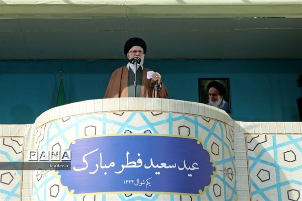 نماز عید سعید فطر به امامت رهبر انقلاب اسلامی در مصلای تهران