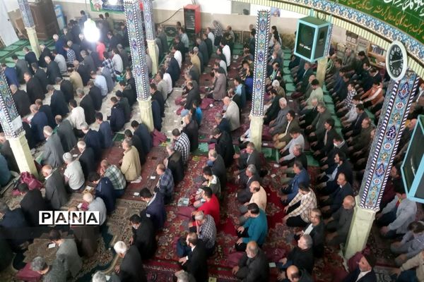 اقامه نماز باشکوه عید سعید فطر در فیروزکوه