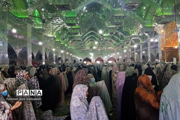 نماز عید سعید فطر در حرم سید علاالدین حسین (ع)