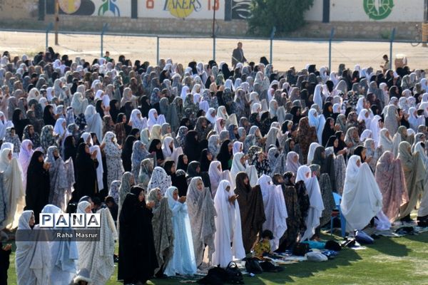 برگزاری نماز عید سعید فطر در شهرستان خرامه