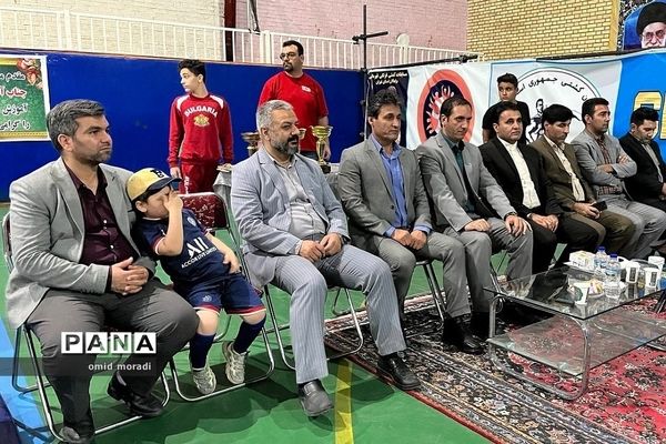 مسابقات کشتی فرنگی نونهالان شهرستان‌های استان تهران در بهارستان۲