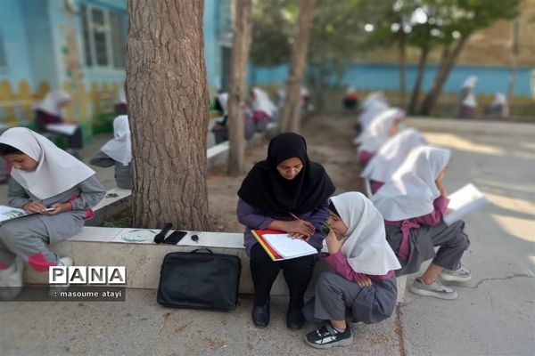 صبحگاه مطالعه در مدرسه حضرت زینب (س) شهرستان خاتم