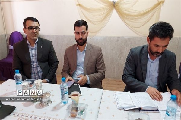 بازدید شورای آموزش و پرورش شهرستان قرچک از مدرسه استثنایی زنده یاد منصوری