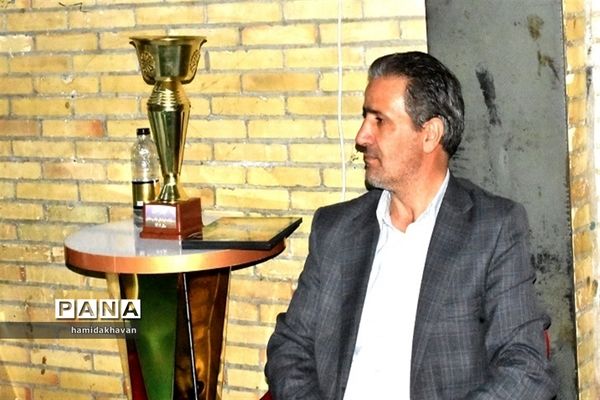 قهرمانی تیم فوتسال شرکت تعاونی دهیاری‌های جلگه در مسابقات جام رمضان بهاباد