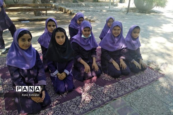 برگزاری اردوی فرهنگی و تربیتی دختران دبستان معارف 6 ناحیه 3 شیراز