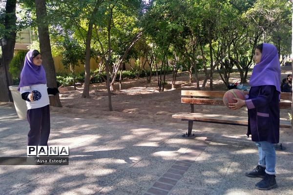 برگزاری اردوی فرهنگی و تربیتی دختران دبستان معارف 6 ناحیه 3 شیراز