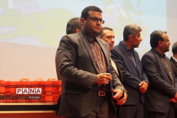 مراسم تجلیل از همیاران بازیافت قم