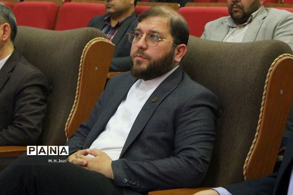 مراسم تجلیل از همیاران بازیافت قم