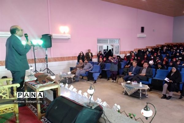 برگزاری مرحله مقدماتی چهل و یکمین دوره مسابقات قرآن، عترت و نماز دختران نواحی چهارگانه شیراز