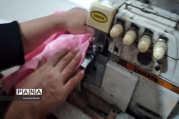 برگزاری کارگاه‌های خیاطی بانوان در قلعه خواجه بمناسبت هفته مشاغل