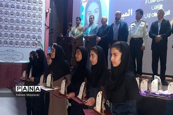 همایش تجلیل از منتخبین المپیادهای علمی کشور در شهرستان شیروان