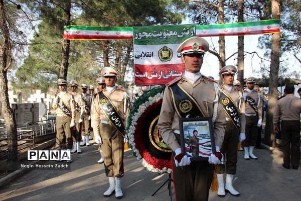 مراسم تشییع پیکرشهید جانی بت اوشانا درشهرستان اسلامشهر