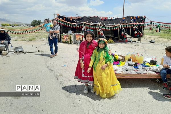 جشنواره گل و گلاب میمند فارس