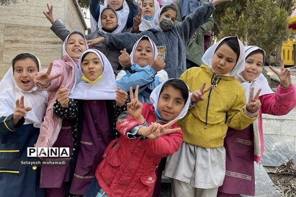 اردوهای شاد دانش‌آموزی در مدارس ابتدایی رودهن