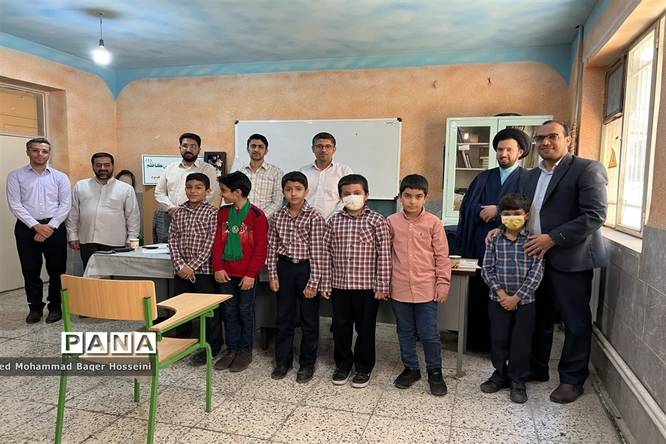 دومین روز مسابقات قرآن و معارف اسلامی دانشآموزان ناحیه یک یزد