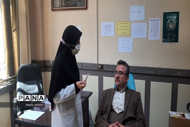 انجام معاینات پزشکی و دندانپزشکی بهمناسبت هفته سلامت