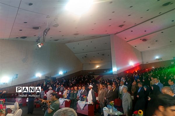ششمین کنگره شهدای معلم و بیش از ۱۱۰۰ دانش‌آموز شهید منطقه ۱۶