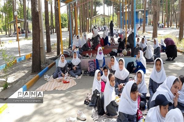 اردوی دانش‌آموزی مدارس ملارد در اردوگاه شهید منتظری شهریار