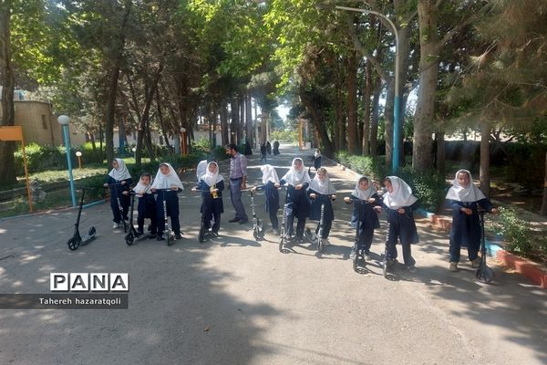 اردوی دانش‌آموزی مدارس ملارد در اردوگاه شهید منتظری شهریار