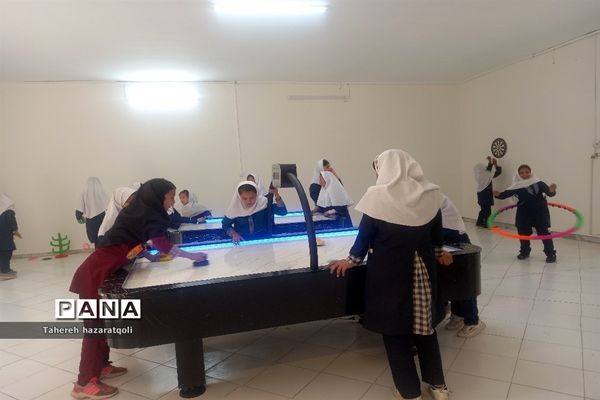 اردوی دانش‌آموزی مدارس ملارد در اردوگاه شهید منتظری شهریار
