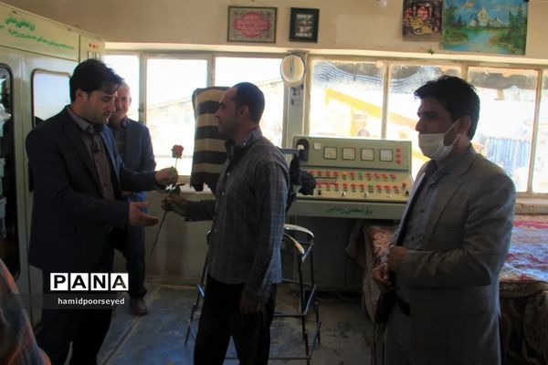 بازدید از چندین کارگاه فعال شهرستان ابرکوه به‌مناسبت روز کارگر