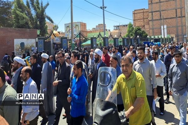 راهپیمایی حمایت از امر به معروف در پاکدشت
