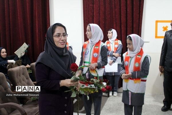 جشن سپاس معلم در آموزشگاه شهید فولادی 2 بوشهر