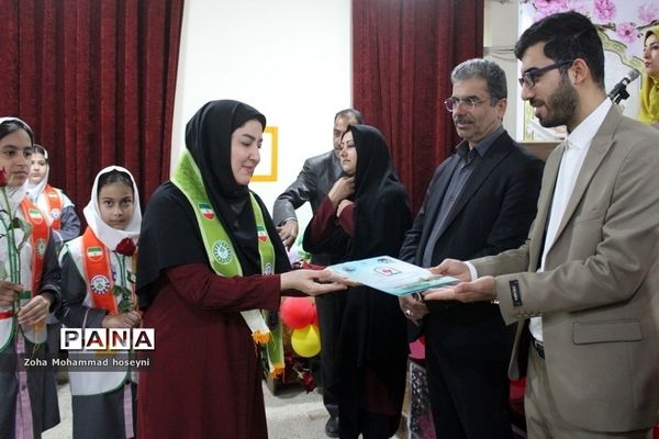 جشن سپاس معلم در آموزشگاه شهید فولادی 2 بوشهر