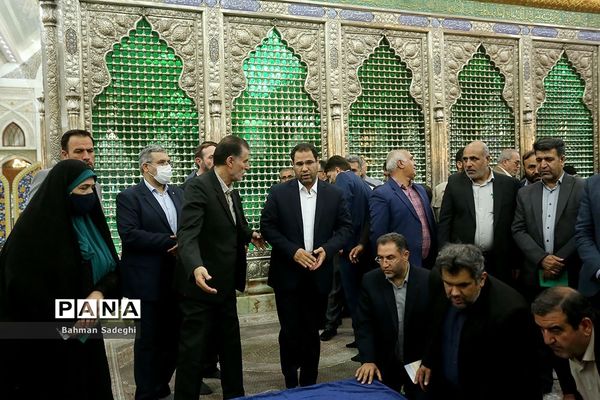 مراسم تجدید میثاق مسئولان وزرات آموزش و پرورش با آرمان‌های امام خمینی (ره)