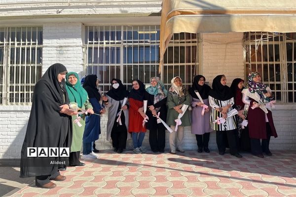 تقدیر از معلمان دبیرستان شهیده قزوینی منطقه ۱۳