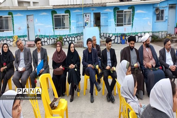 زنگ سپاس معلم در دبستان دخترانه نخبگان شهید نصرت الدین