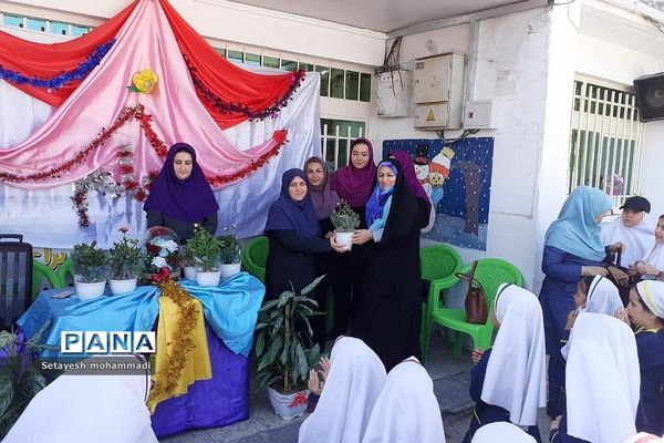 جشن روز معلم در دبستان حضرت زهرا(س)۲ رودهن