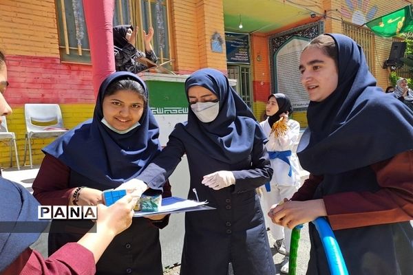 برگزاری المپیاد ورزشی درون مدرسه‌ای دبیرستان سیزده آبان ناحیه یک کرج