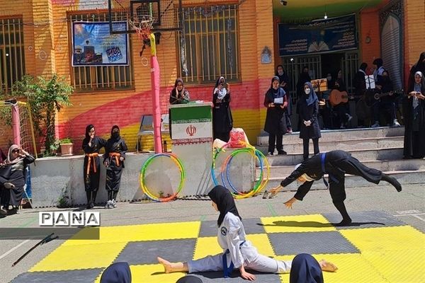 برگزاری المپیاد ورزشی درون مدرسه‌ای دبیرستان سیزده آبان ناحیه یک کرج