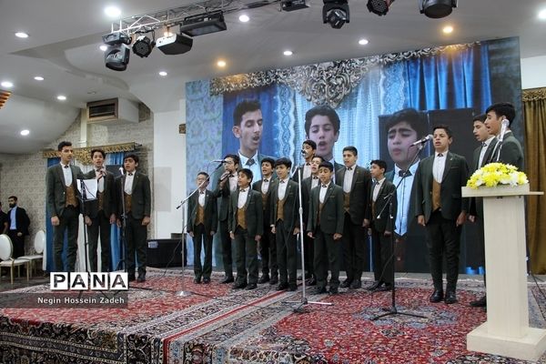 مراسم تجلیل ازمعلمان سرآمد شهرستان‌های استان تهران در اسلامشهر
