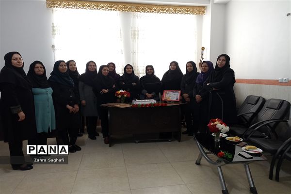 بزرگداشت مقام معلم در دبیرستان برکت خاتم