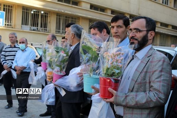 مراسم گرامیداشت مقام و منزلت معلم با عنوان «سپاس معلم» در اداره‌کل شهر تهران