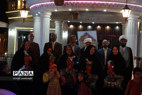 مراسم تجلیل و تقدیر از اساتید برتر مدارس جنت و موسسه امیرالمومنین کاشان