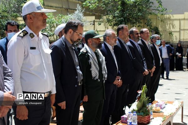 آیین نمادین گلباران محل شهادت شهید مطهری