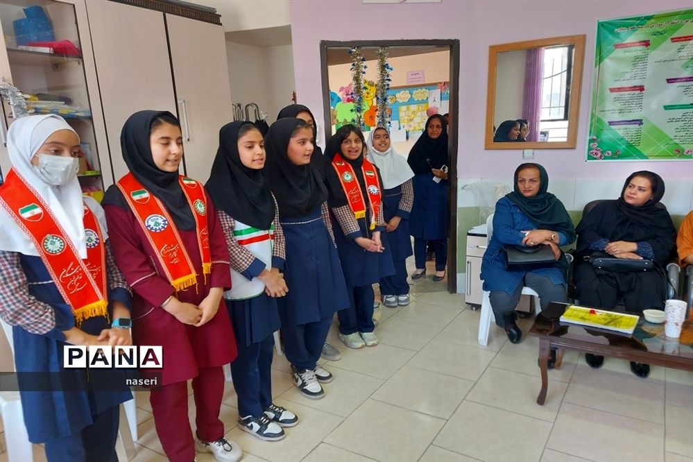 جشن روز معلم در دبستان سید یونس فاطمی استان خراسان جنوبی