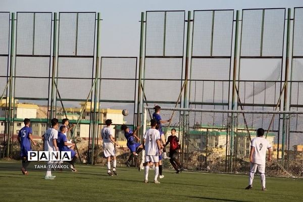 برگزاری لیگ فوتبال نوجوانان و جوانان شهرستان های استان تهران در شهرستان پردیس