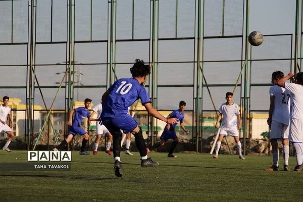 برگزاری لیگ فوتبال نوجوانان و جوانان شهرستان های استان تهران در شهرستان پردیس