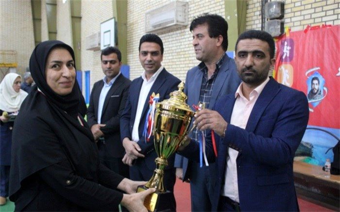 فرهنگیان گناوه قهرمان مسابقات والیبال بانوان استان بوشهر شد
