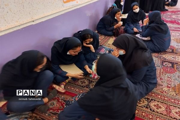 برگزاری لیگ دانش‌آموزی جهاد تبیین (جت) دختران در شهرستان سروستان