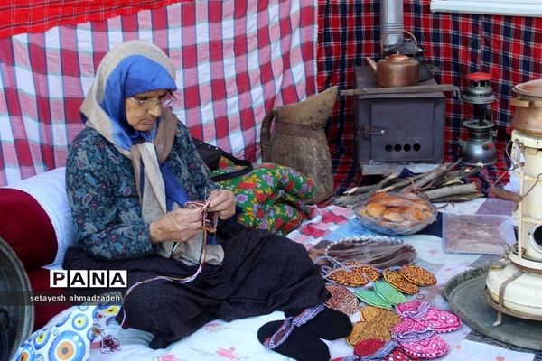 مراسم گرامیداشت مقام معلم در گلوگاه